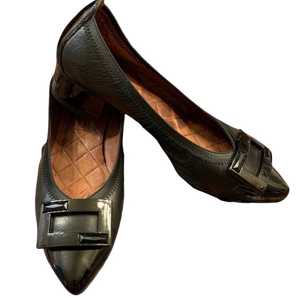 Hispanitas Block Heel Pumps Point Toe Buckle Omega Black Patent Leather 6/6.5 - Picture 2 of 12